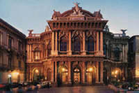 Оперный театр в Катании назван в честь великого Беллини
